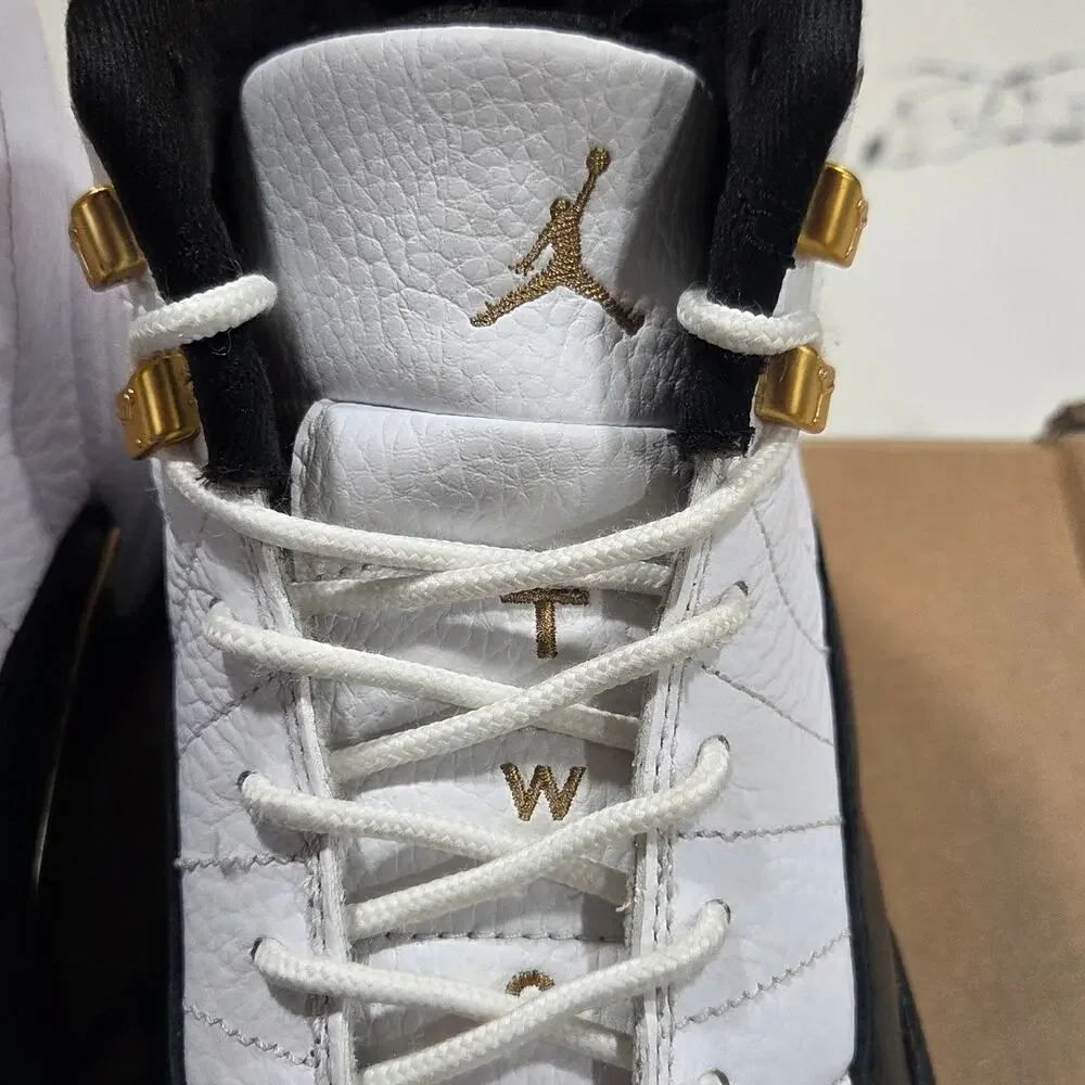 Nike Air Jordan Retro 12 XII Royalty Taxi Men's Size 11 CT8013-170